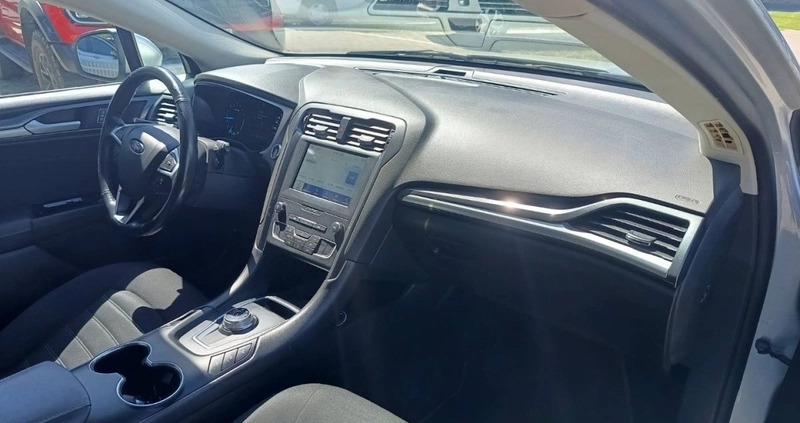 Ford Mondeo cena 74900 przebieg: 157551, rok produkcji 2020 z Szczecin małe 497